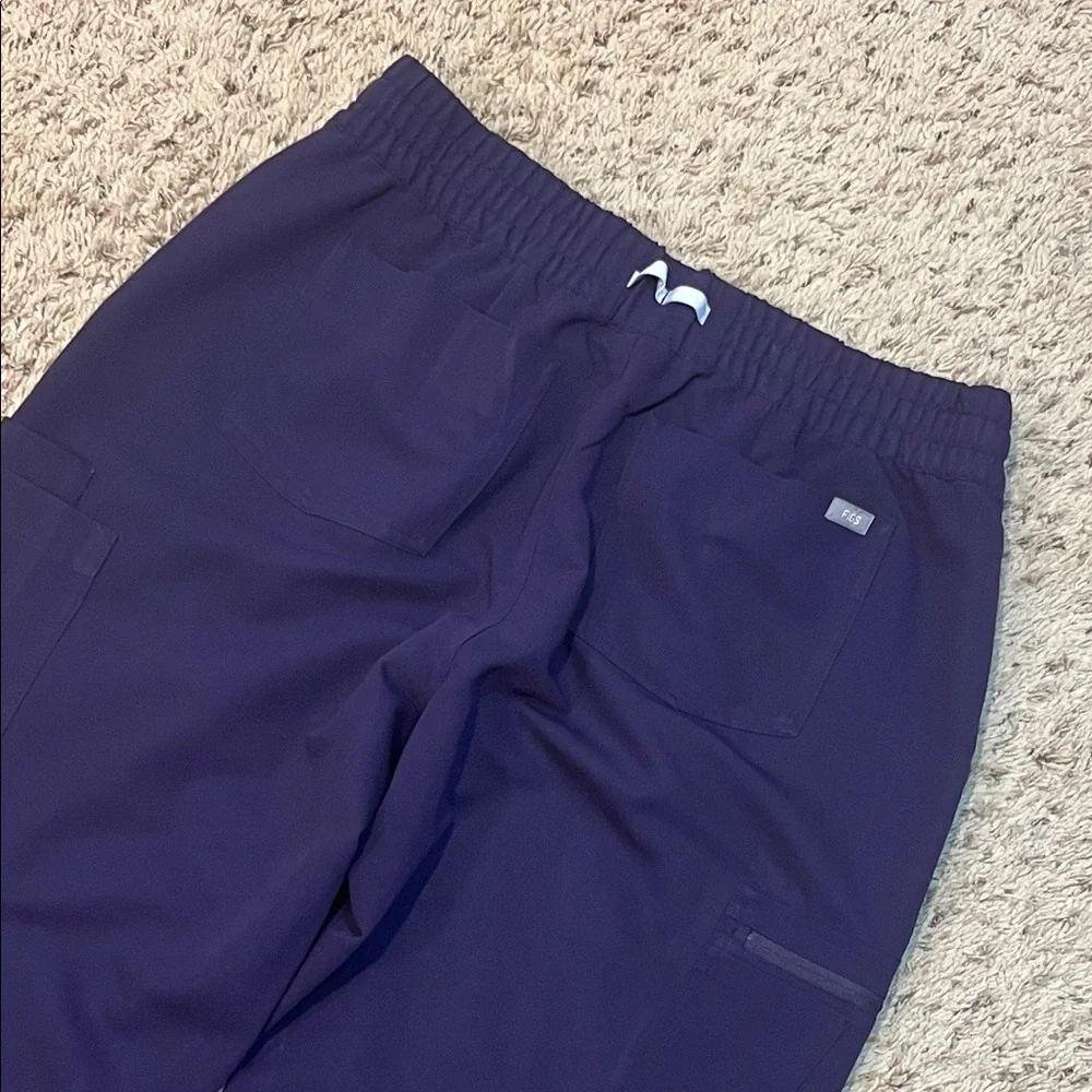 FIGS Zamora Jogger Scrub Pants 11 Pocket Technical Collection- Eggplant - Picture 8 of 11